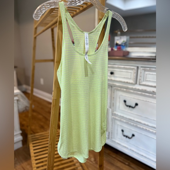 NWT Lululemon Yellow/Gray striped Tank Top, size 2 - Picture 4 of 7